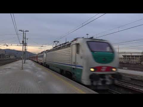 IL THELLO IN TRANSITO IN STAZIONE A ARQUATA S. (AL) VEN. 4 - 1 - 2019