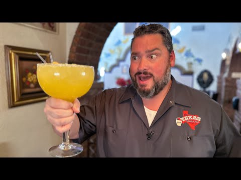 The Texas Bucket List - Los Bandidos de Carlos & Mickey's in El Paso