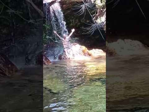 Mergulho no poço da Ninfa, Conceição do Mato Dentro MG #trilhasradicais #cachoeiras #turismo