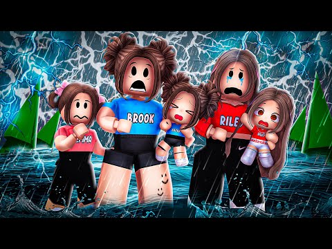Surviving THE WORST STORM With Our KIDS In Roblox Brookhaven!!