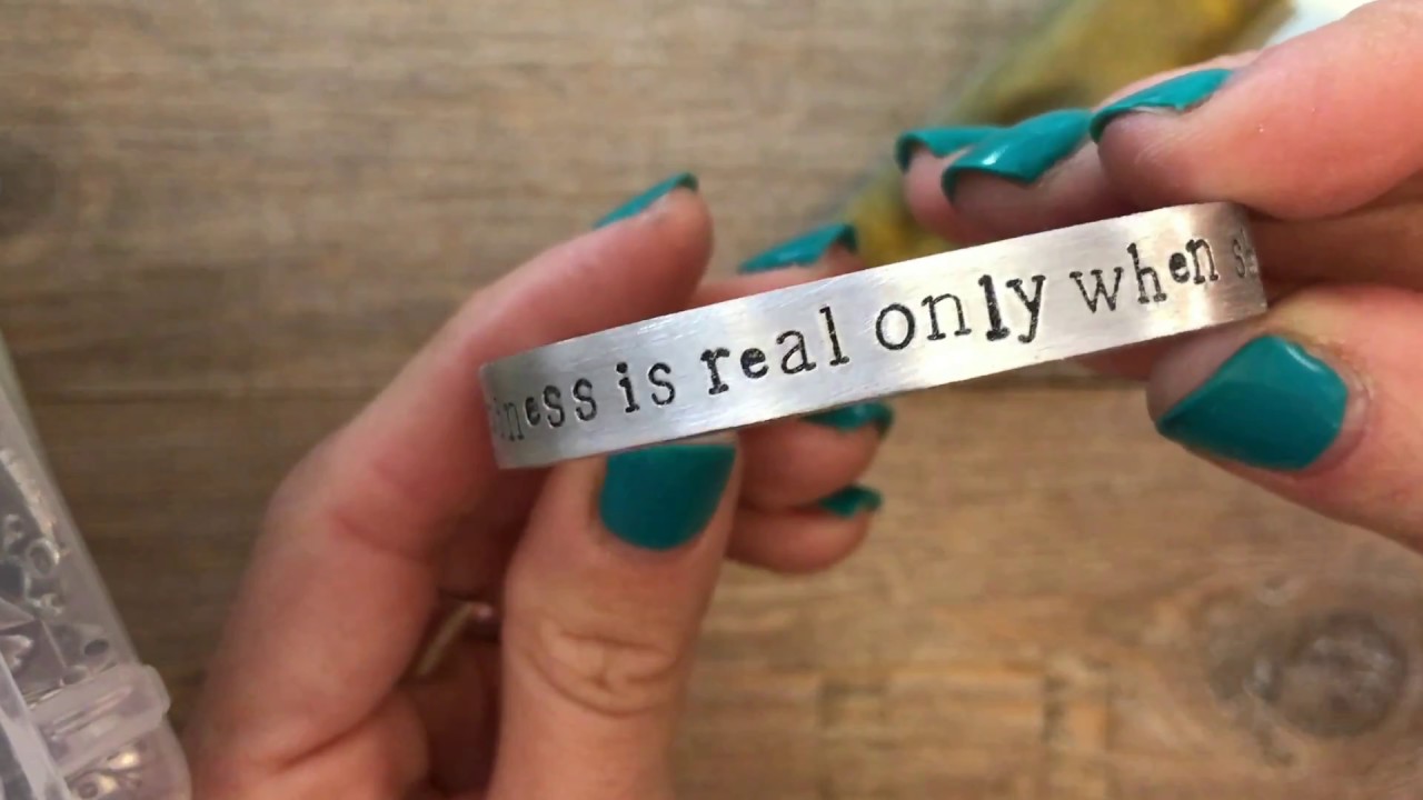 Incisione fatta a mano personalizzata - Bracciale in alluminio