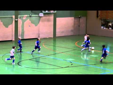 SVN Bambinis 2010/11 - Marlins tolles Solo zum 2-0 gegen Kasseler SV.mov