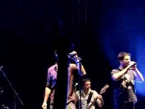 download lagu mp3 mp4 Cat Empire Cairns, download lagu Cat Empire Cairns gratis, unduh video klip Cat Empire Cairns