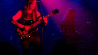 priestess - racoon eyes & communicating via eyes LIVE Oxford o2 20/02/10