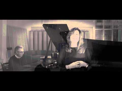 G. Wendy Wiger & Helge Iberg :Oh Holy Night