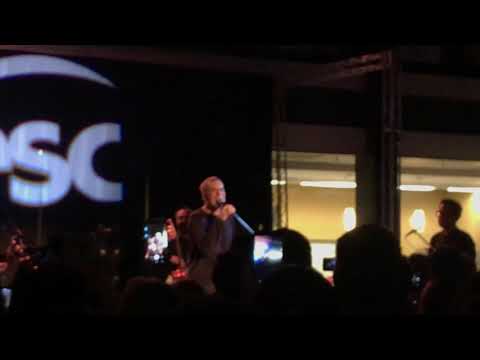 Arnaldo Antunes - canta - Cazuza