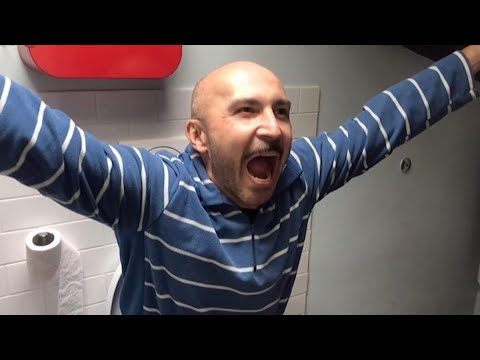 Lol 2-Chi ride è fuori, trionfa Maccio Capatonda: il montepremi va al WWF Lol 2-Chi ride è fuori ha