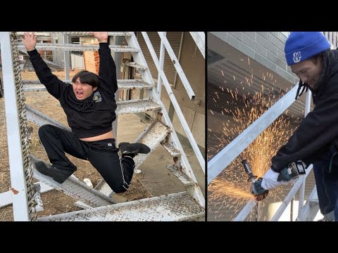 ガードマンの家の階段をノコギリで切断してみた【ドッキリ】