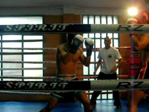 jose(satur team) vs jose(rzteam) 1asalto