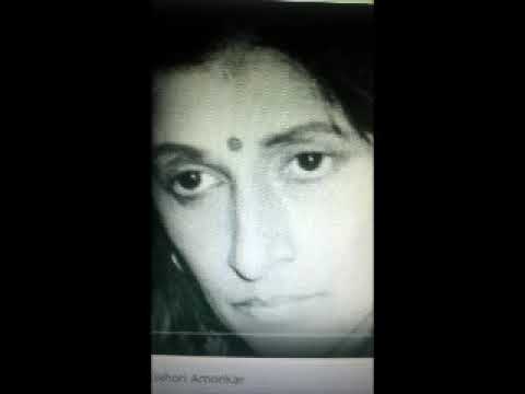 Gaan Saraswati sings Raga Jaijaiwanti.