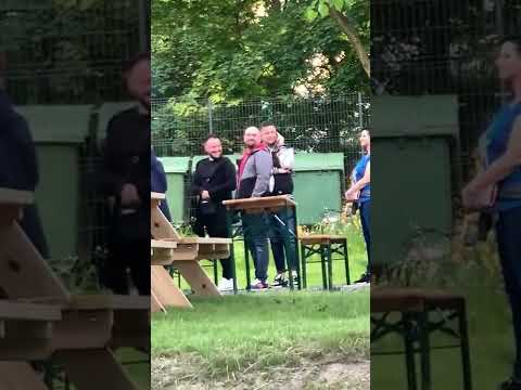 PARTIČKA OSTRAVA | BOHOUŠ A JEHO TOUHA PO CHLASTU | RICHARD GENZER