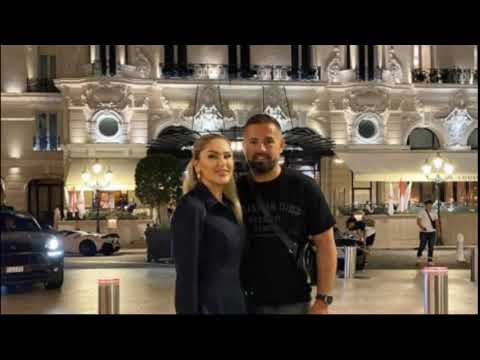 Njomza e Shyhretes rrugëve të qytetit me burrin, vëmendjen e mori me ketë gjë...