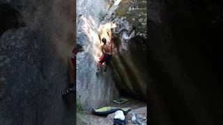 Video thumbnail: Escletxa Negra, 6b+ (sit). Savassona