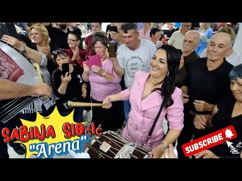 NA SJAJNOM NASTUPU SABINE SIOČIĆ U "ARENI" U ŽIVINICAMA STOTINE GOSTIJU IZ CIJELE BOSNE, SVE VRI.