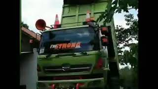 Download lagu Kenangan sebelum Kecelakaan||•Rem Blong Dikecamatan Tanjung Sari AlunAlun mp3