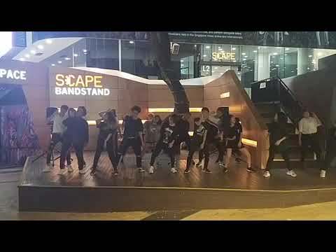 KPOP Dance Off Vol 113: Momoland - BAAM