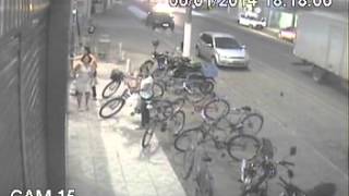 preview picture of video 'Assalto a carro na Avenida Getulio Vargas em Conceição do Jacuipe'