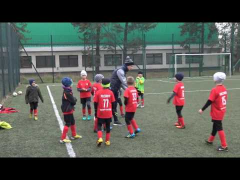 15.10.2016, 7 kolejka Ligi Żaków U-8,  Mazur - Respekt Halinów 2:6