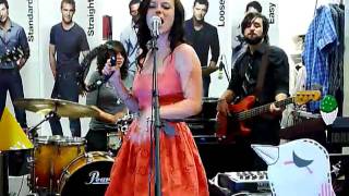 Lenka singing "We will not grow old"