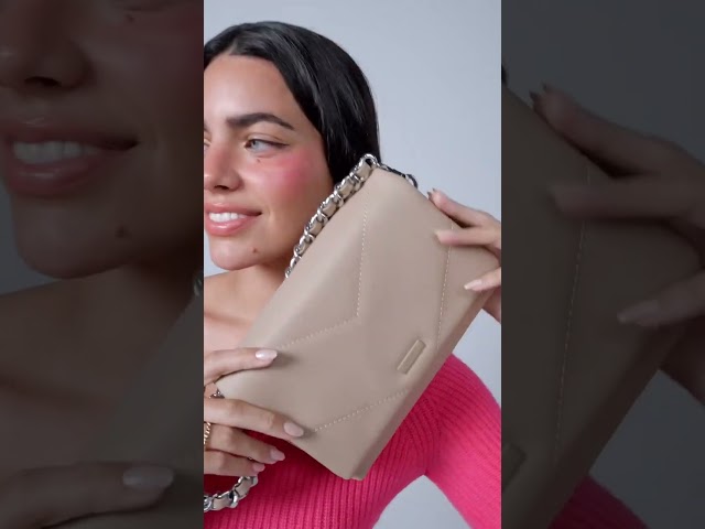 Vídeo relacionado con Whaline Dirty Martini - Bolsa de lona con lazo rosa, bolsa de la compra A Tini Bit Older, bolsas reutilizables para envolver suministros de almacenamiento, Varios colores, 13.4 x 15.8 inch