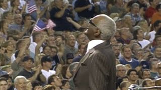Ray Charles performs &quot;America the Beautiful&quot;