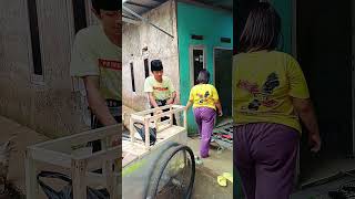 Download lagu Tetangga julid sombong banget #lucu #memengeselintapibikintawa #comedy mp3