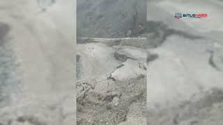 Bitlis'te yaklaşık 20 köy yolunda heyelan ve çökme nedeniyle ulaşım sa