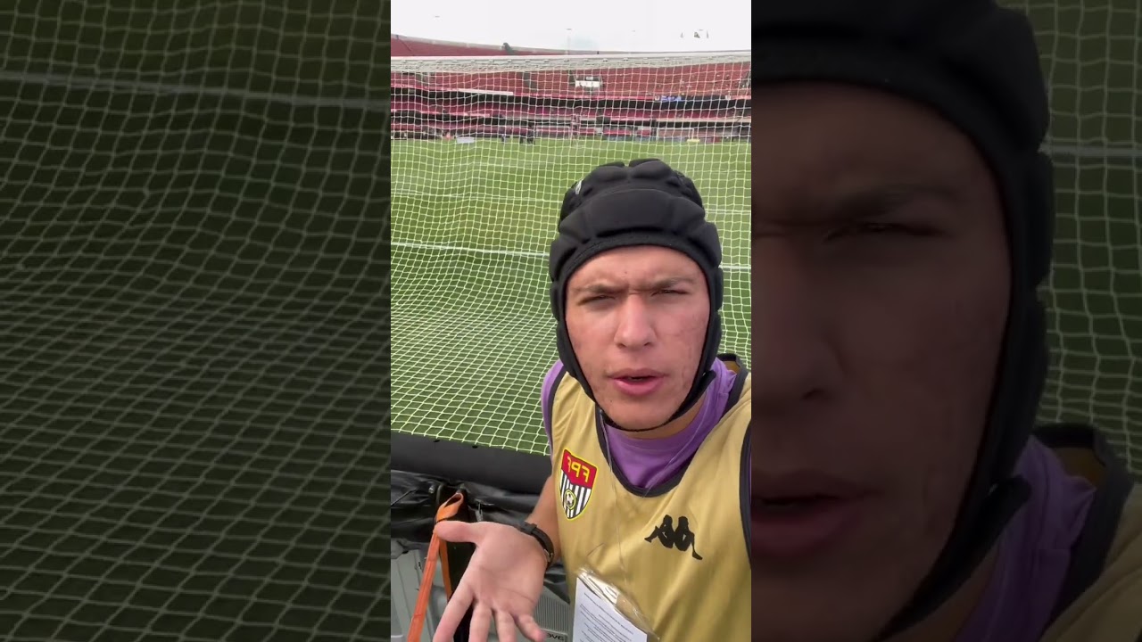 Qual é o tamanho de um gol profissional