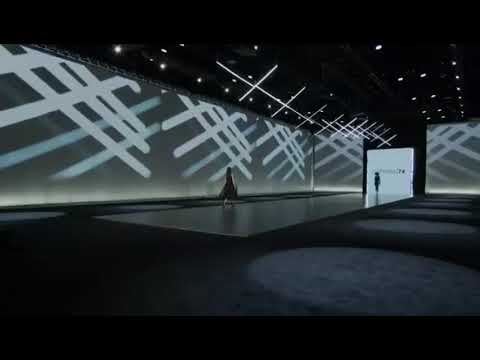 Aline Marques Walking to Sartoria/74 Fashion Show Fall/Witer 2021-2022