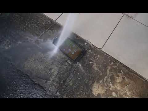 Doogee S70 Works Under high water Pressure