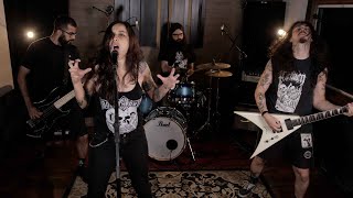 Music video thumbnail preview for Manger Cadavre? - Abutres | AS Live Session by Manger Cadavre?