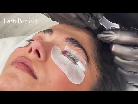 How to use a Y comb during Lash Lift Treatments