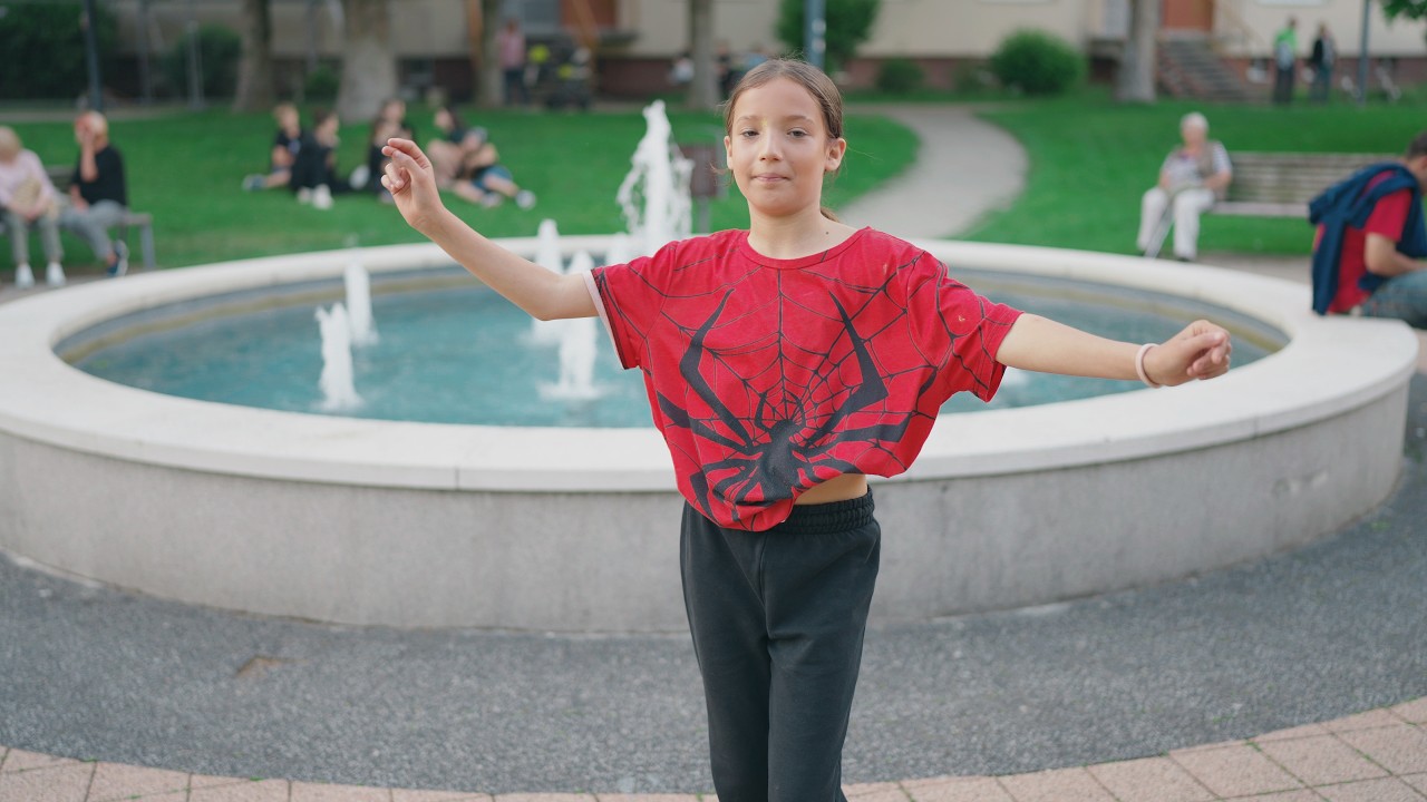 Sofi - Tanecne cover video od Gipsy Erika