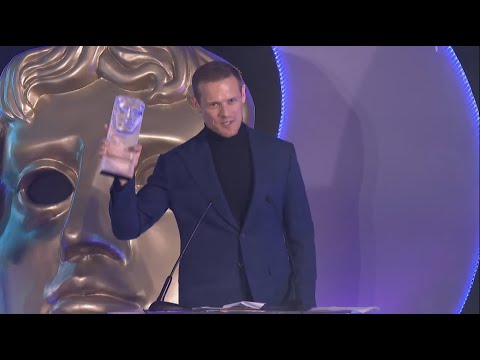 Sam Heughan WINS Audience Award - BAFTA Scotland 2022