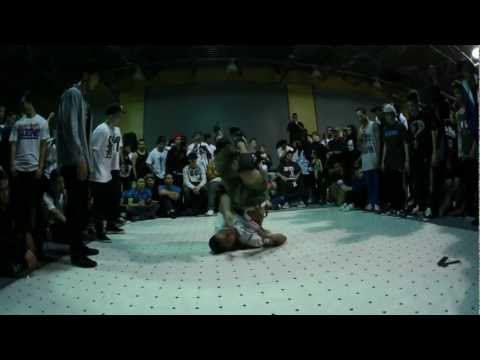 Finals: Dark Triads vs Supreme Beings