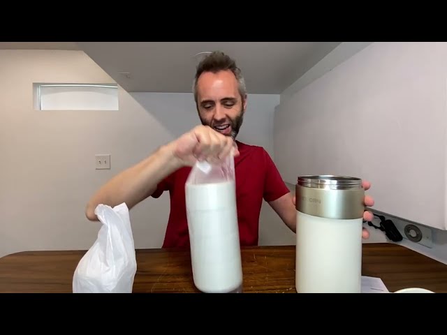 Best Portable Breast Milk Cooler for Traveling Moms - close-up view