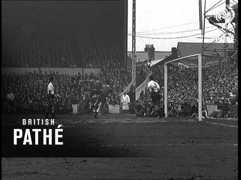 London - Spurs Beat Villa (1962)