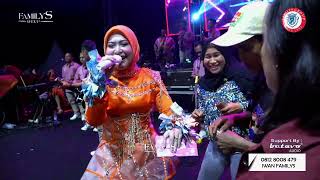 Download lagu Selvy Anggraeni - Painting of Anxiety | Family's Group Live Cover, Rumpin Bersatu Grand Final mp3