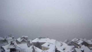 preview picture of video 'Snowstorm in Hallstatt Austria'