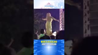 Download lagu Wanita Berjilab Joget Di Kerumunan Orkes Pasuruan, Tuai Kecaman Netizen! #wanita #hijab #joget mp3