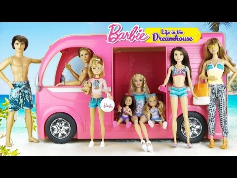 Барби мультик "Авто-домик Поездка на пляж" Барби, Кен, Челси Мультфильм для детей ♥ Barbie Toys