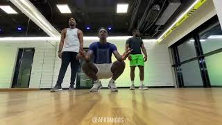 Master kg - skeleton move feat. zanda zakuza (dance video by AFROMIGOS)