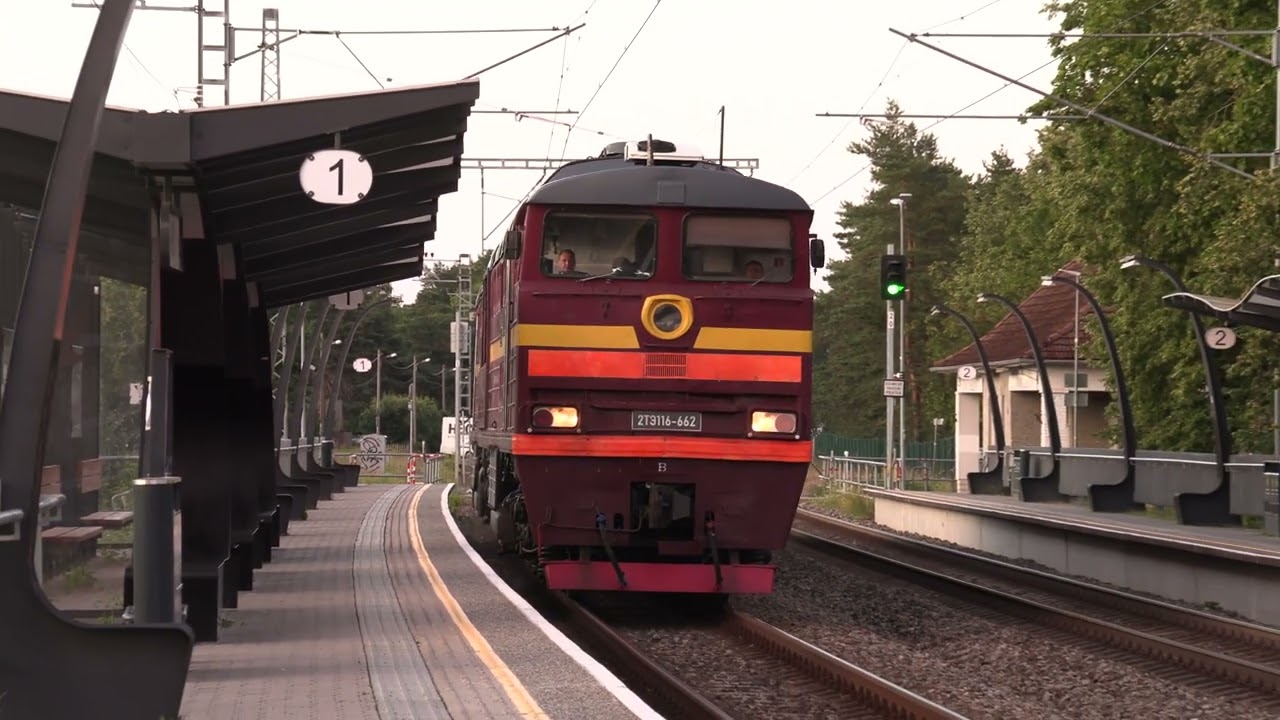 Тепловоз 2ТЭ116-662 на о.п. Хийу / 2TE116-662 at Hiiu stop