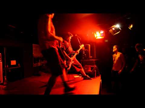 Battletruk - Suburban Genocide (Live)