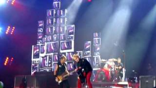 Green Day - American Idiot (from awesome as fuck cd) - live at Montreal  21/08/10