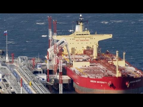 Greg Ip: Cheap Oil Is Killing Russia's Economy