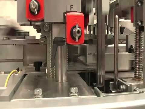 Cellophaneuse avec  système de commande à automate programmable industriel - TM 100 en ligne_1