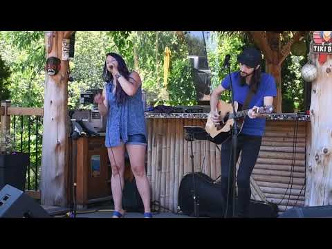 Une chance qu'on s'a (Reprise par Sandy Grenier et Olivier Laroche)