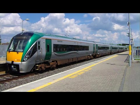 IE 22000 Class Intercity Train number 22337 - Portarlington, Laois