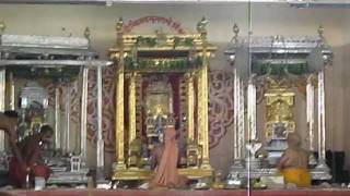 preview picture of video 'Sri Sri 1008 sri satyatma teerthra 16th Chaturmasya Hubli.'